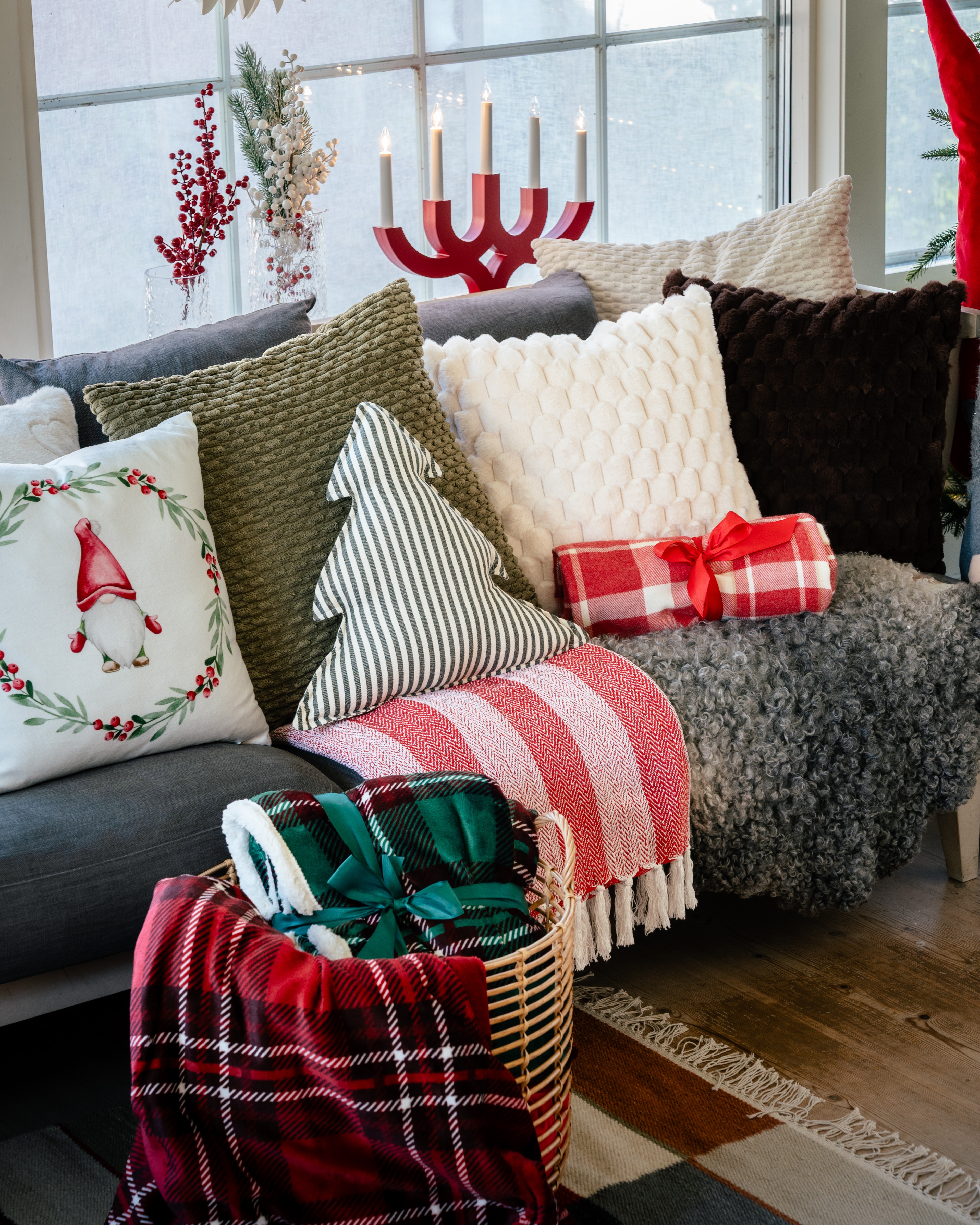 LÅT HEMMET SVEPAS IN I JULMYS